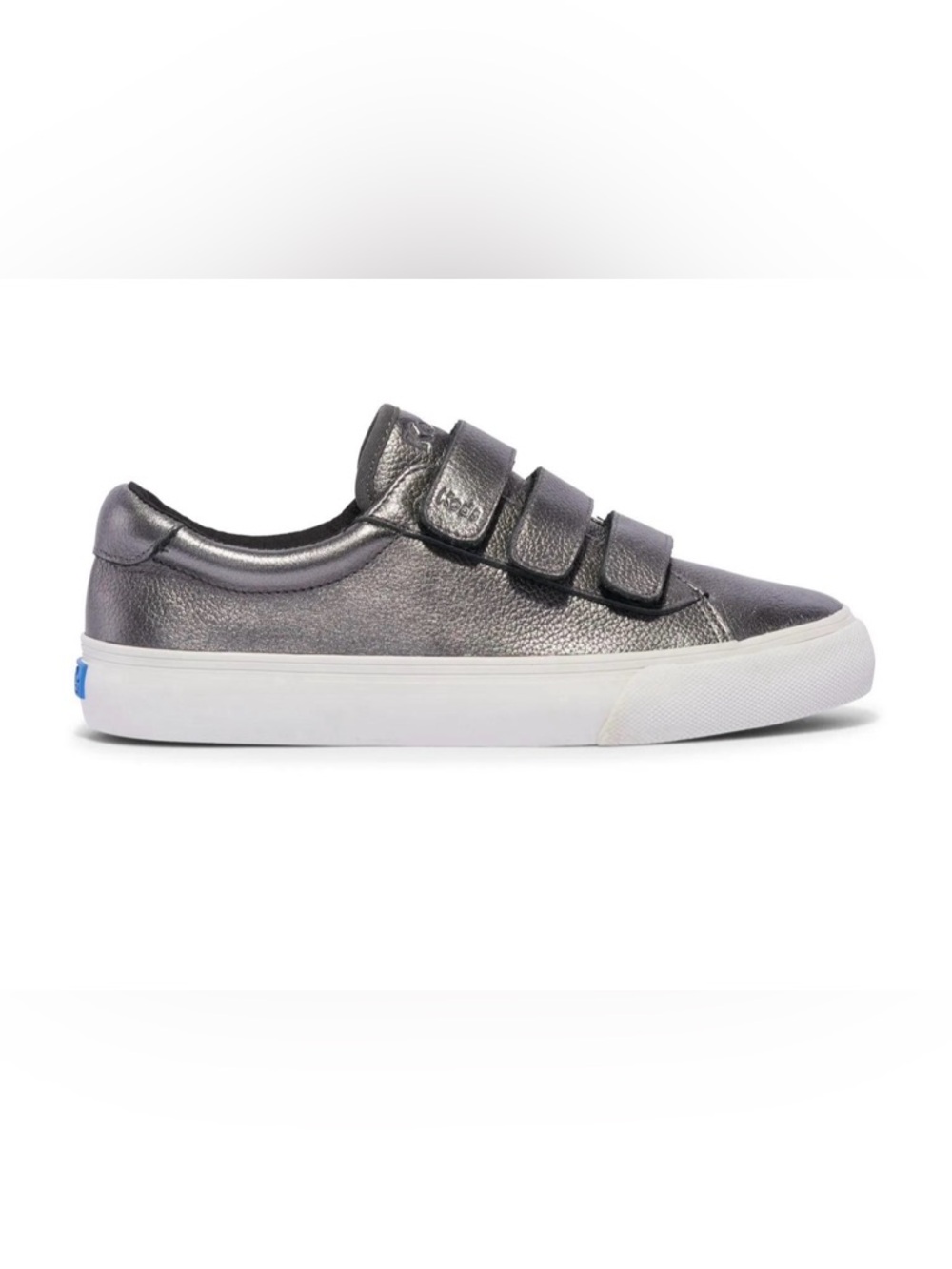 Keds Jump Kick Sneaker - size 9